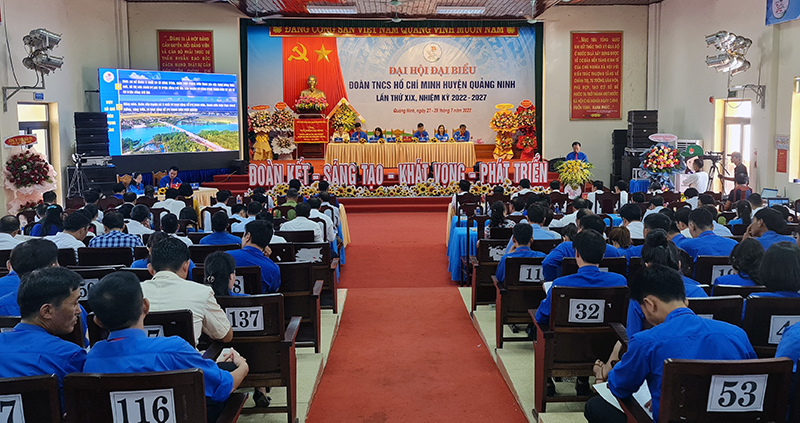 Toàn cảnh đại hội.