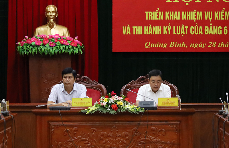 Lãnh đạo UBKT Tỉnh ủy chủ trì hội nghị.