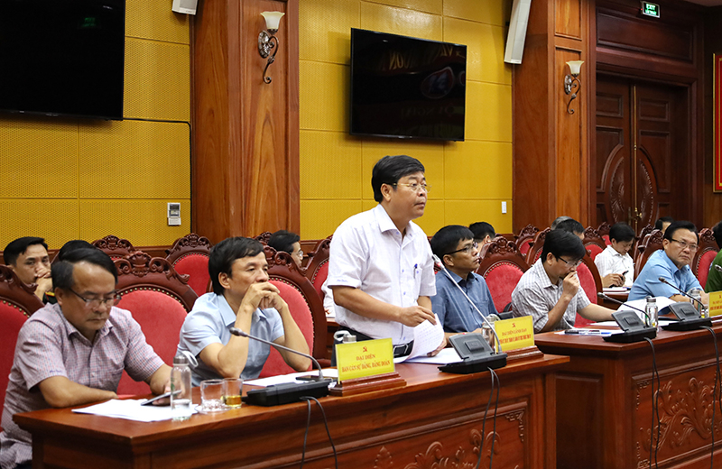  Đại biểu thảo luận tại hội nghị.