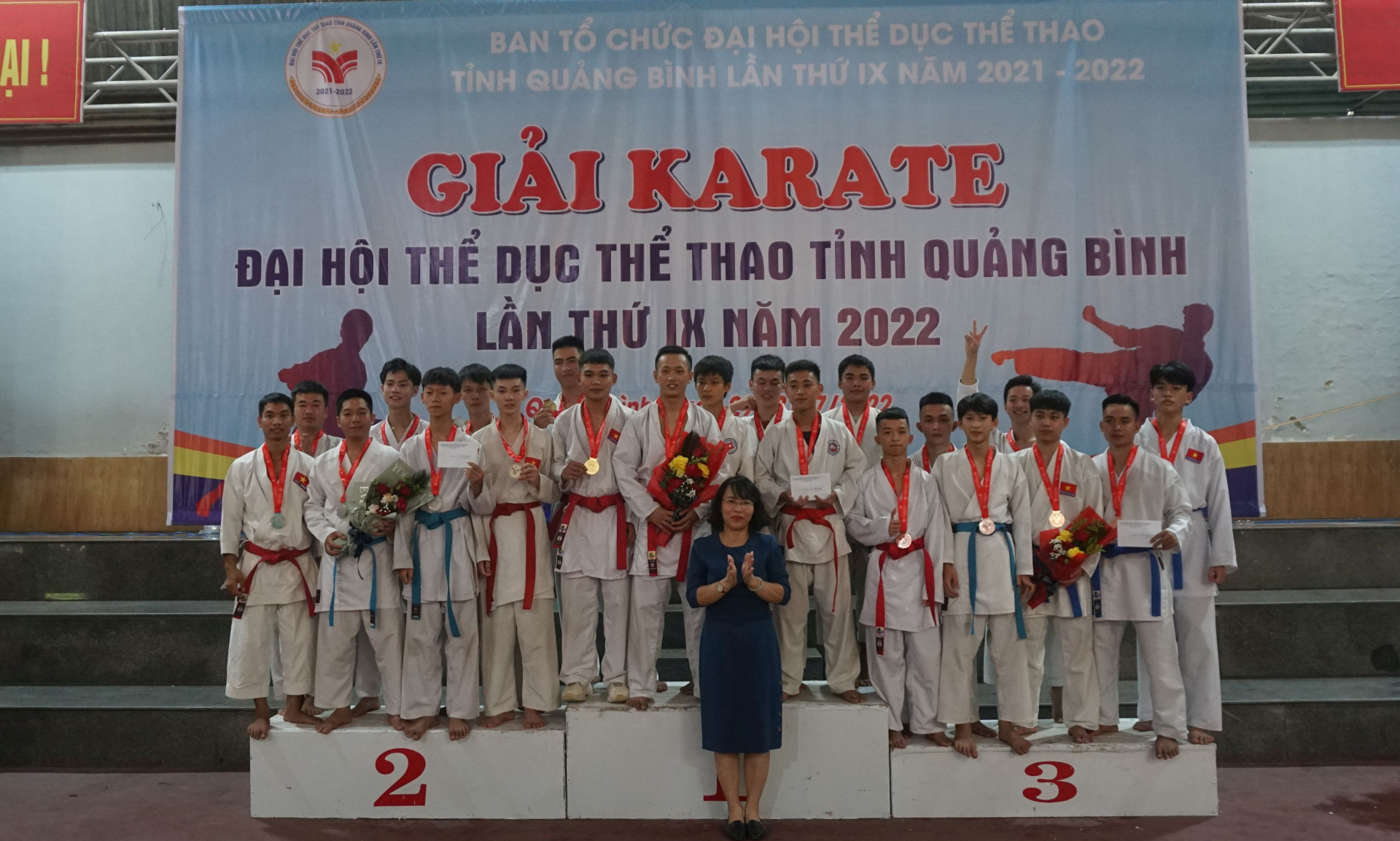 Ban tổ chức