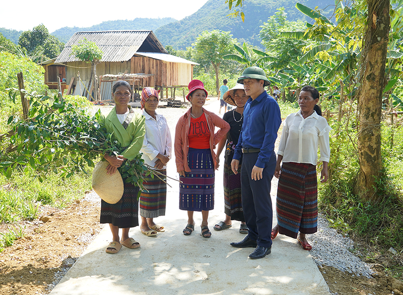  Con đường mới khánh thành ở bản Còi Đá (xã Ngân Thủy, huyện Lệ Thủy).