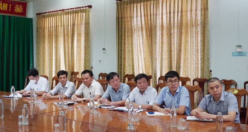 Các đại biểu tham dự hội nghị tại điểm cầu Sở Y tế.