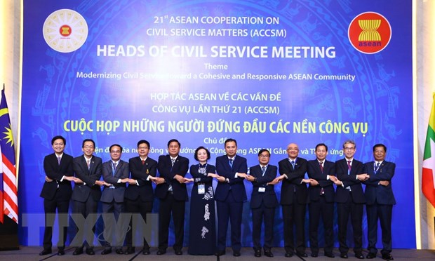 Các đại biểu chụp ảnh chung. (Ảnh: Văn Điệp/TTXVN)