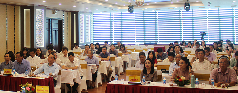  Các đại biểu dự hội nghị.