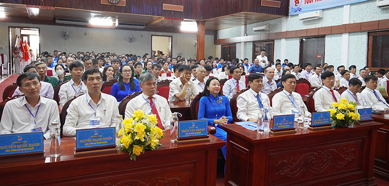 Các đại biểu tham dự đại hội.