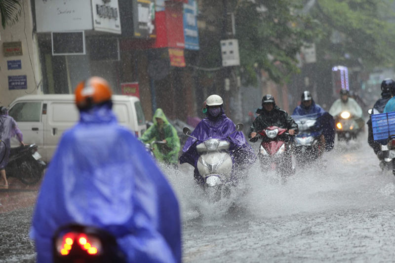  Bắc Bộ, Thanh Hóa và Nghệ An có mưa rất to vào chiều tối.