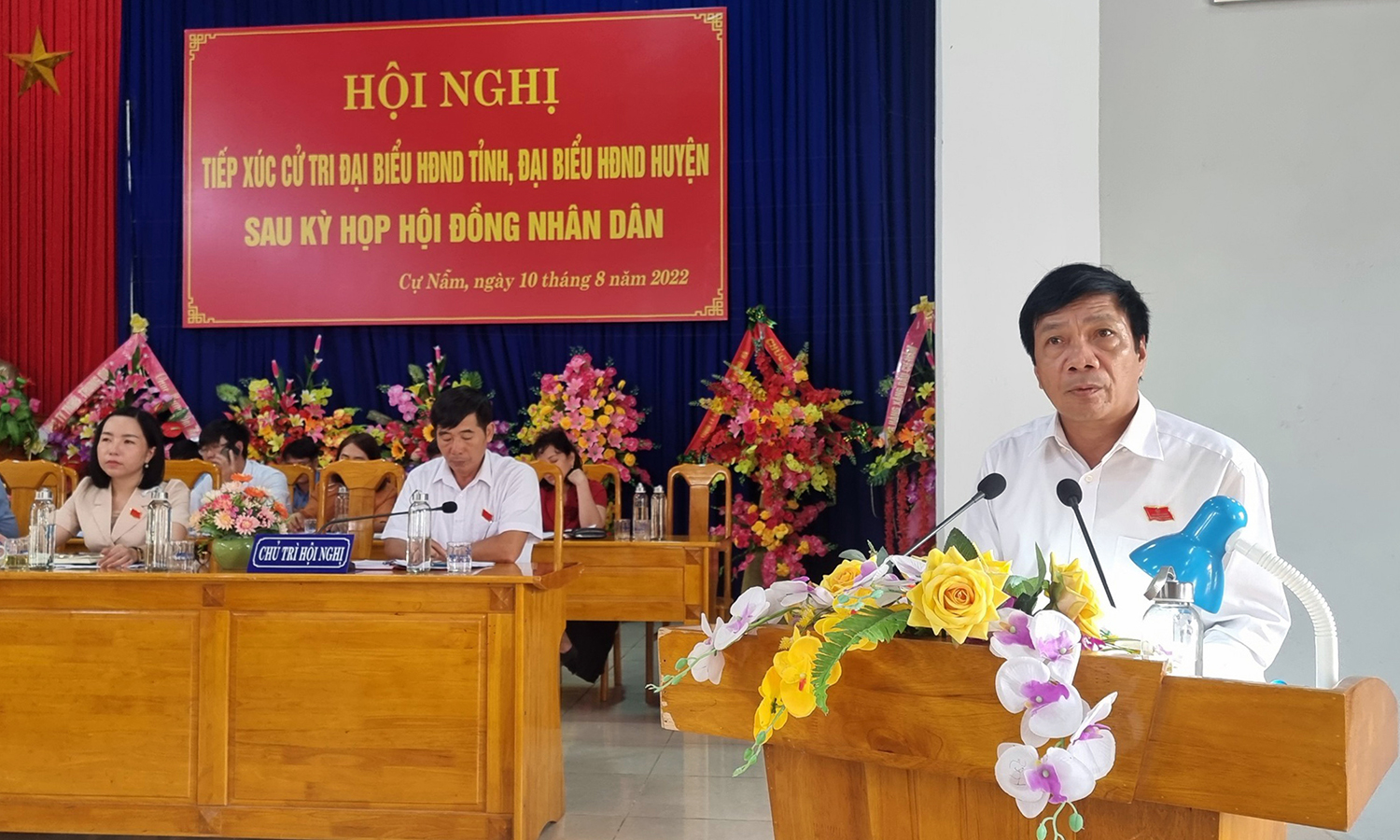 Ông Nguyễn Công Huấn, Ủy viên Ban Thường vụ Tỉnh ủy, Phó Chủ tịch Thường trực HĐND tỉnh ghi nhận, tiếp thu các ý kiến của cử tri