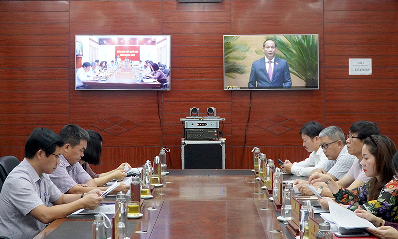 Đại biểu tham dự phiên chất vấn