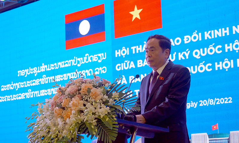 Đồng chí Trần Thanh Mẫn, Ủy viên Bộ Chính trị, Phó Chủ tịch Thường trực Quốc hội phát biểu chỉ đạo tại hội thảo