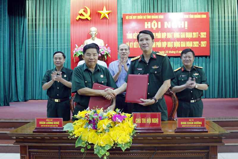 Lãnh đạo 2 đơn vị ký kết chương trình phối hợp hoạt động giai đoạn 2022-2027.