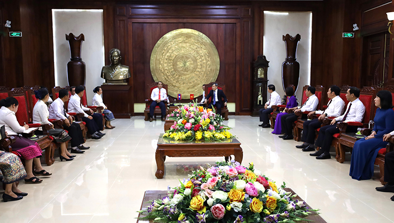 Toàn cảnh buổi tiếp.