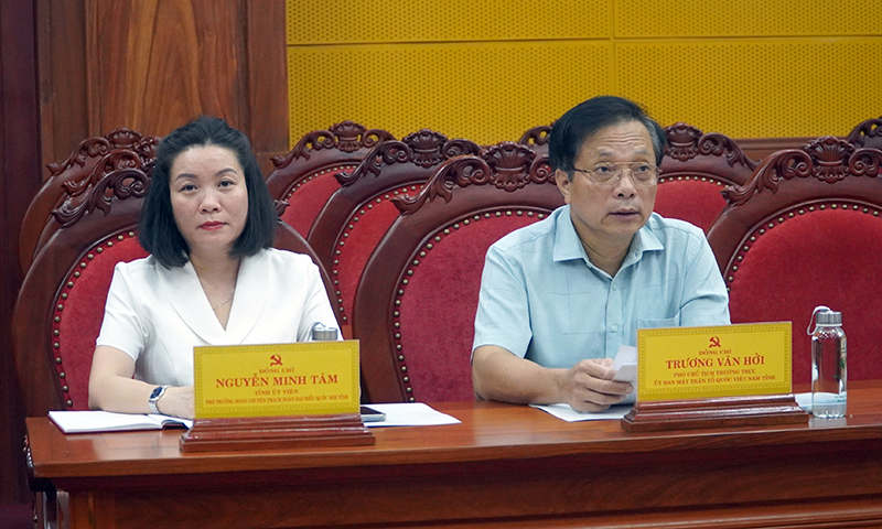 Đại biểu dự hội nghị tại điểm cầu Quảng Bình
