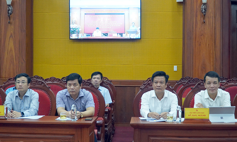 Đại biểu dự hội nghị tại điểm cầu Quảng Bình