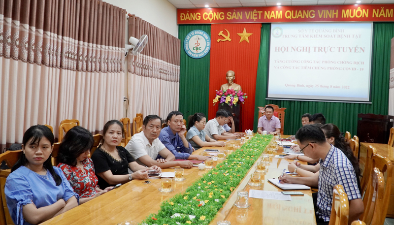 Các đại biểu tham dự hội nghị tại điểm cầu Trung tâm Kiểm soát bệnh tật tỉnh.