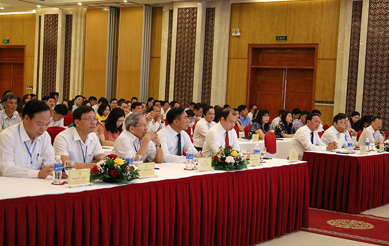 Các đại biểu dự khai mạc hội thi.