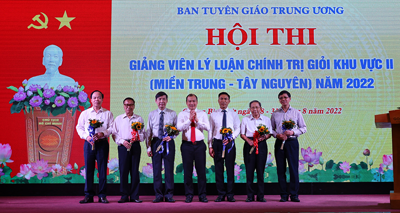 Một số hình ảnh tại bế mạc hội thi: