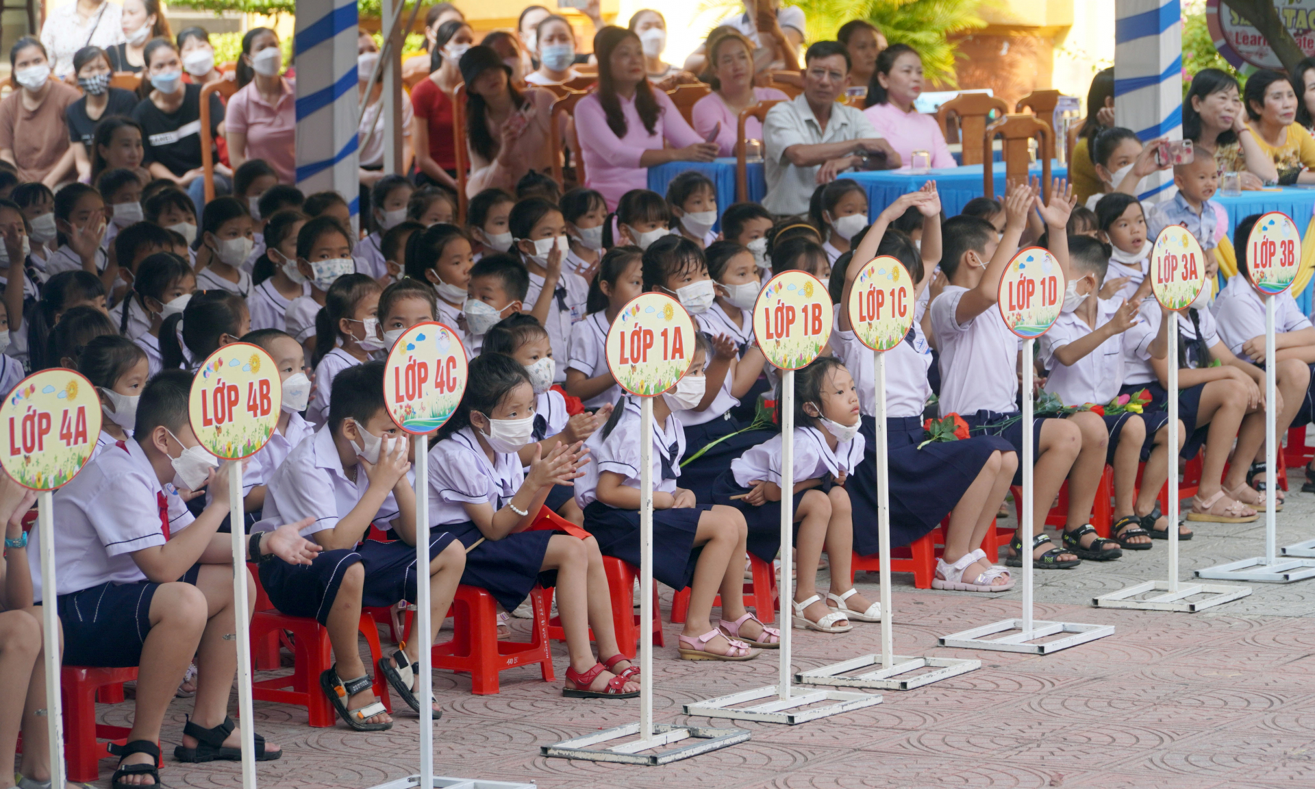 Số lượng học sinh tăng là một trong những nguyên nhân thiếu biên chế trong năm học 2022-2023