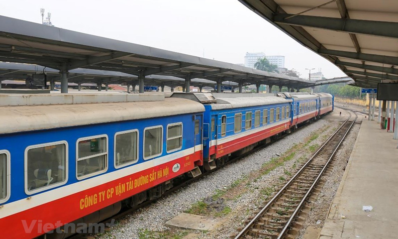 Đoàn tàu của Tổng công ty Đường sắt Việt Nam tại ga Hà Nội. (Ảnh: Minh Sơn/Vietnam+)