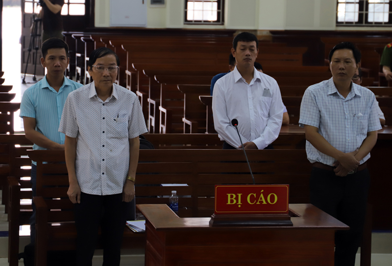 Các bị cáo tại phiên tòa