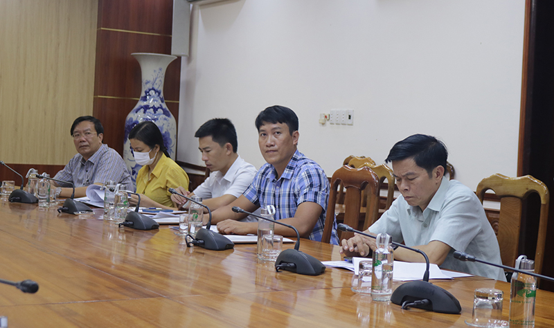 Các đại biểu tham dự hội nghị.