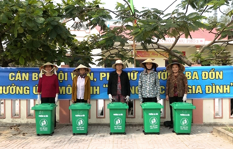Việc người dân thực hiện tốt thu gom, phân loại rác thải ban đầu góp phần quan trọng bảo vệ môi trường sống.