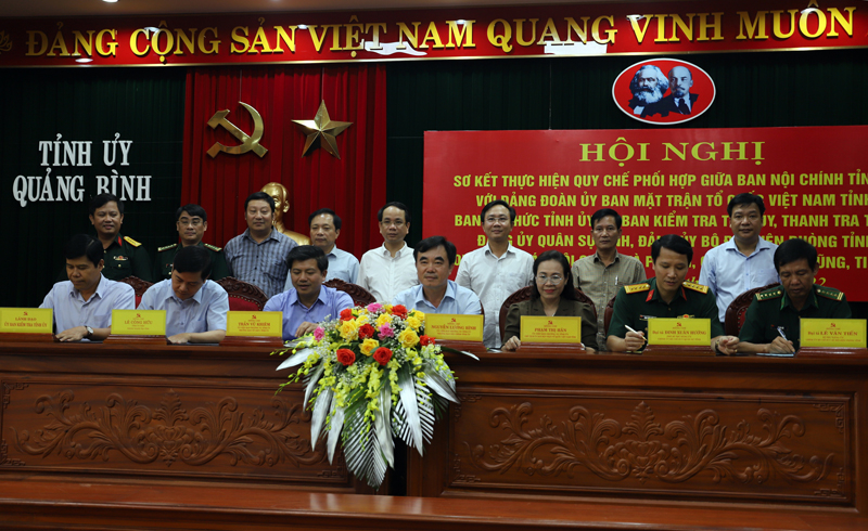 Lãnh đạo các cơ quan phối hợp ký kết quy chế quy chế phối hợp về công tác nội chính và PCTN, TC