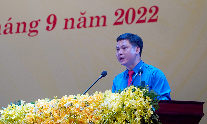 Đồng chí Đặng Đại Bàng, Tỉnh ủy viên, Bí thư Tỉnh đoàn TNCS Hồ Chí Minh khóa XVI tiếp thu các ý kiến chỉ đạo