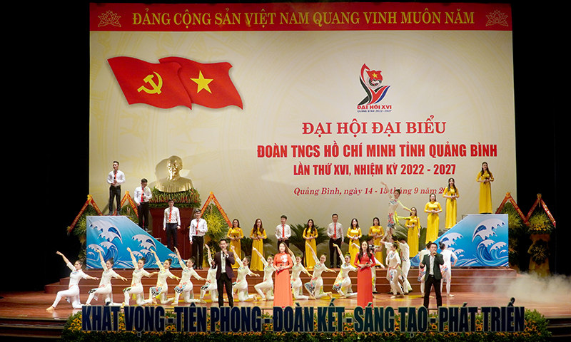 Chương trình nghệ thuật chào mừng Đại hội