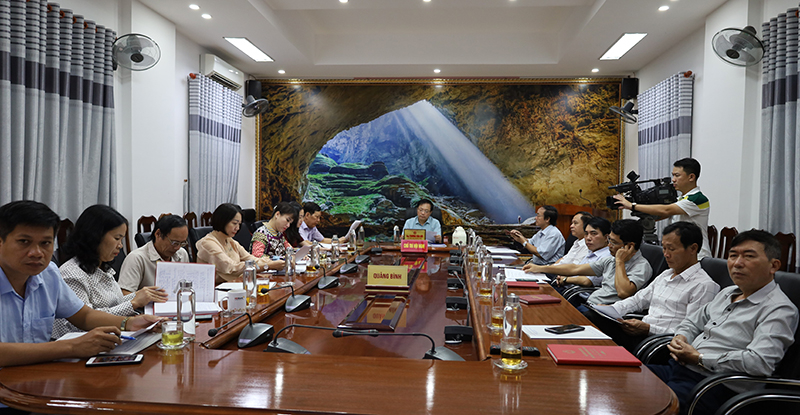 Toàn cảnh hội nghị.
