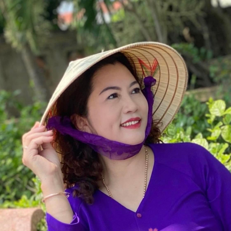 nghệ nhân dân gian Võ Thị Thanh Tú.