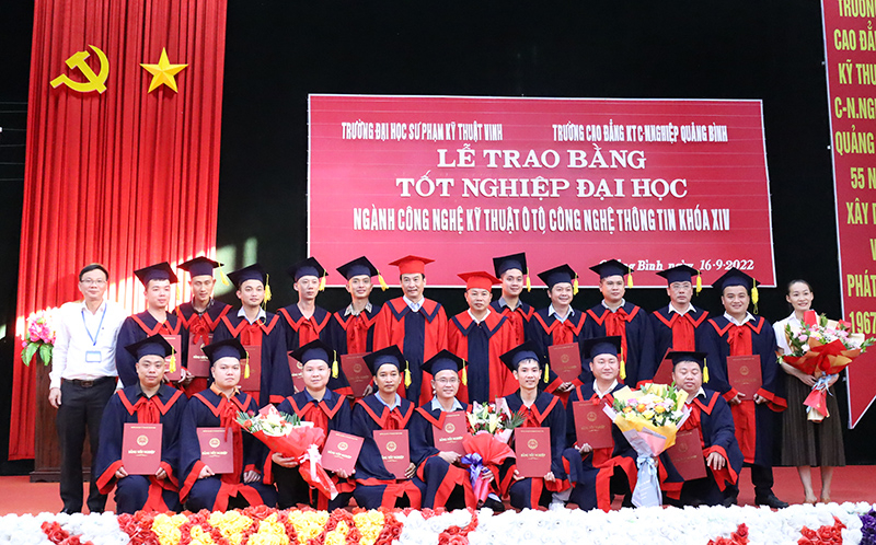 22 kỹ sư tốt nghiệp ngành Công nghệ kỹ thuật ô tô.