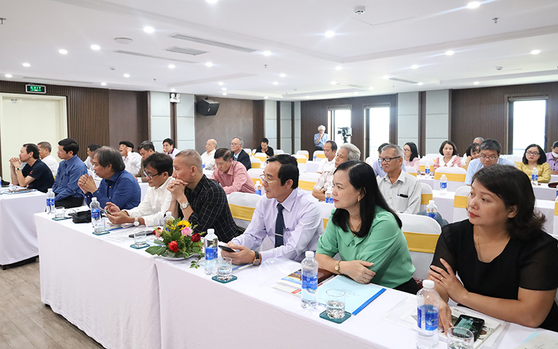Các đại biểu tham dự đại hội.
