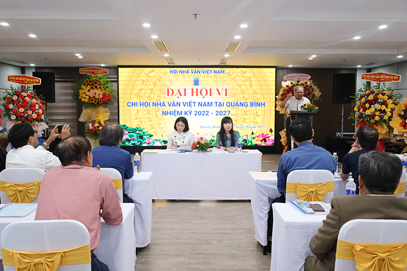 Toàn cảnh đại hội. 