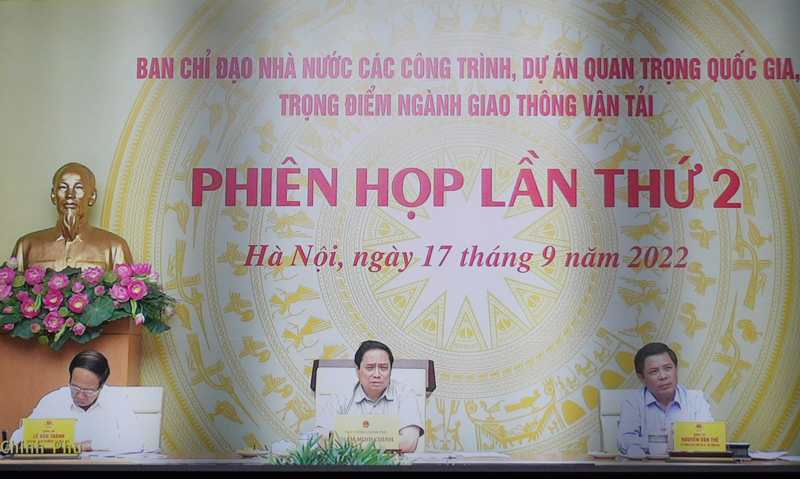 Thủ tướng Chính phủ Phạm Minh Chính chủ trì phiên họp.