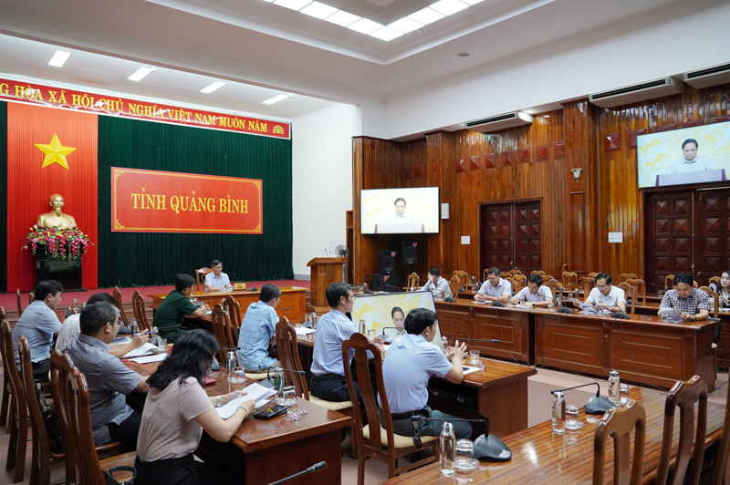 Quang cảnh phiên họp tại điểm cầu tỉnh Quảng Bình.