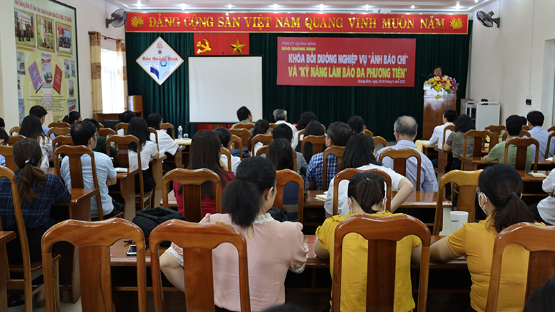Toàn cảnh lớp bồi dưỡng.