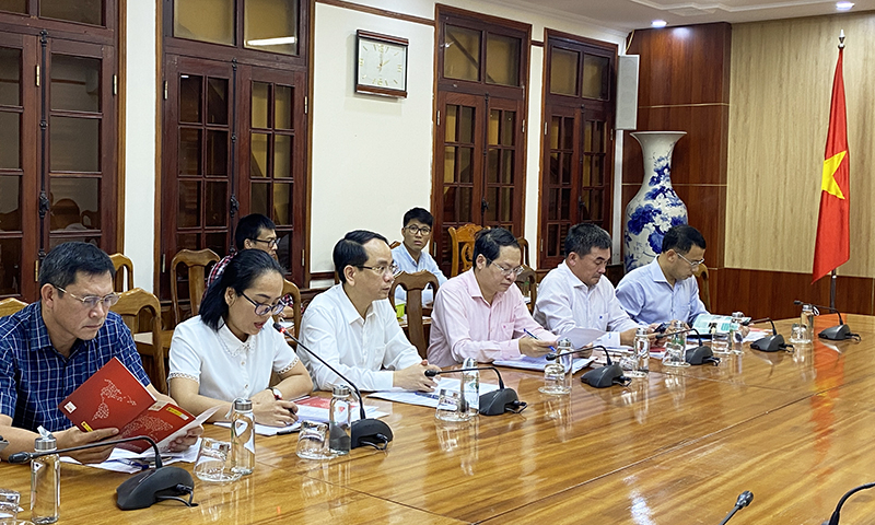 Đại biểu tỉnh Quảng Bình tham gia buổi làm việc.