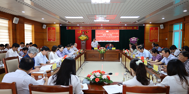 Toàn cảnh hội nghị.
