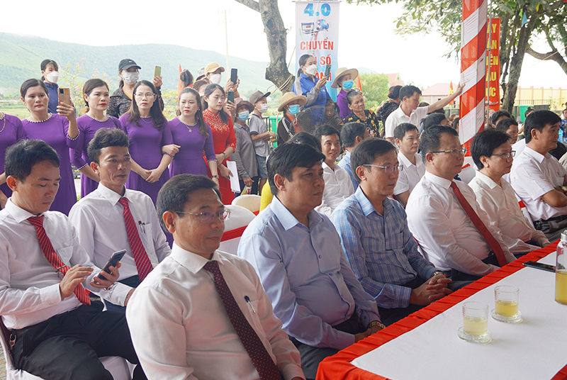 Các đại biểu tham dự tại lễ phát động.