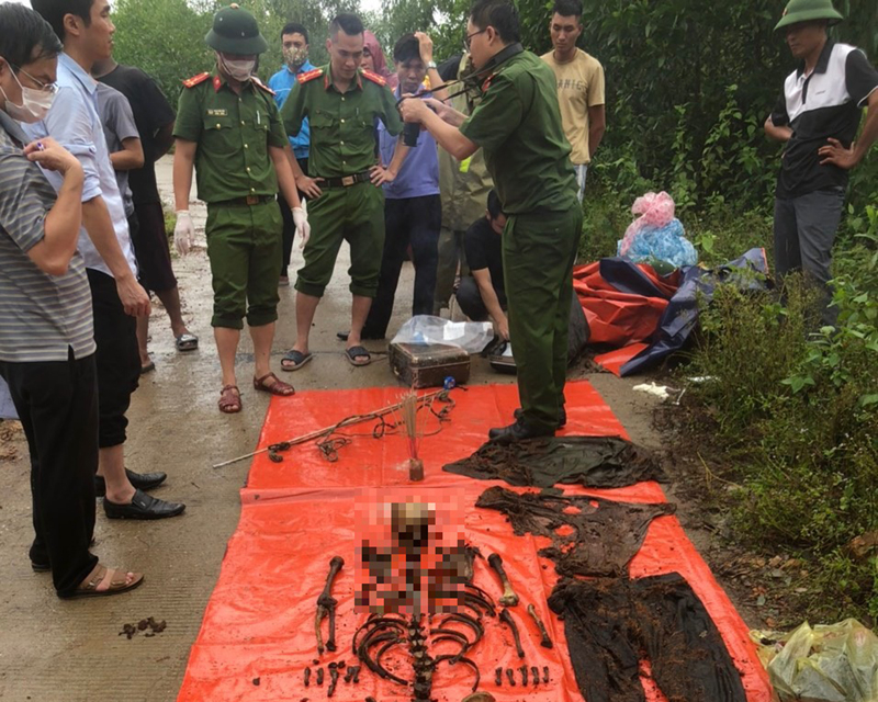 Các lực lượng chức năng đang điều tra nguyên nhân vụ việc.