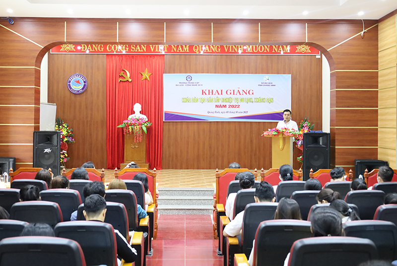 Toàn cảnh buổi khai giảng khóa đào tạo.