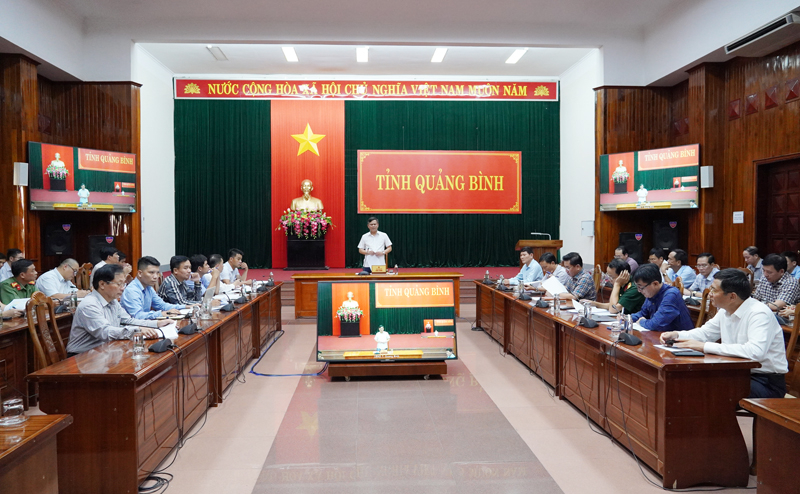 Toàn cảnh cuộc họp.