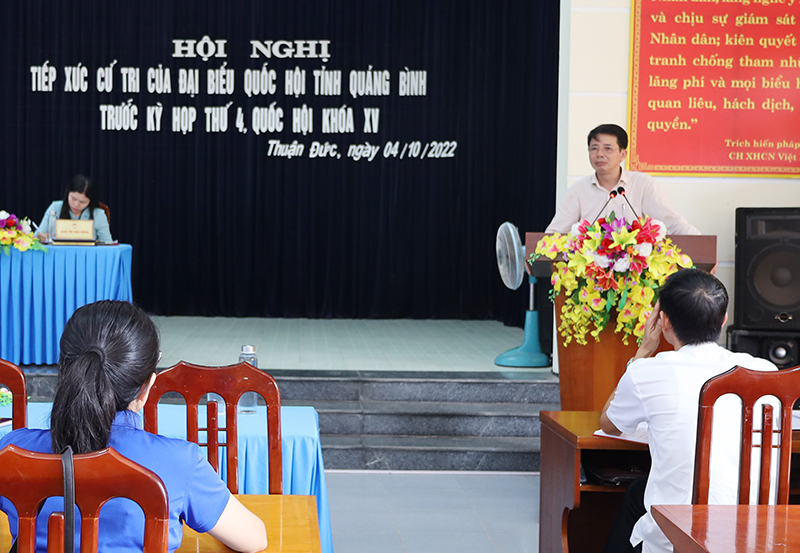 Lãnh đạo TP. Đồng Hới trả lời một số kiến nghị của cử tri trên địa bàn.