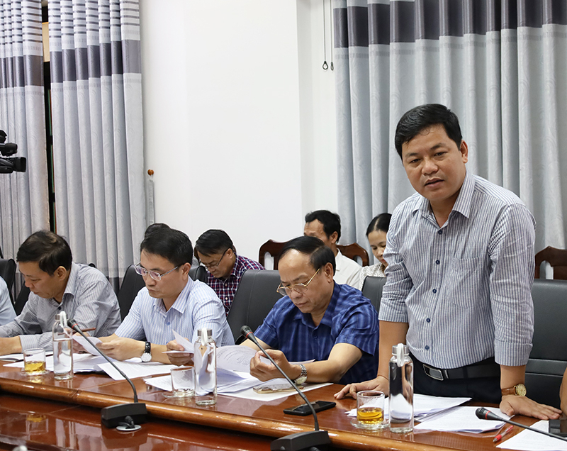 Đại biểu thảo luận tại hội nghị.