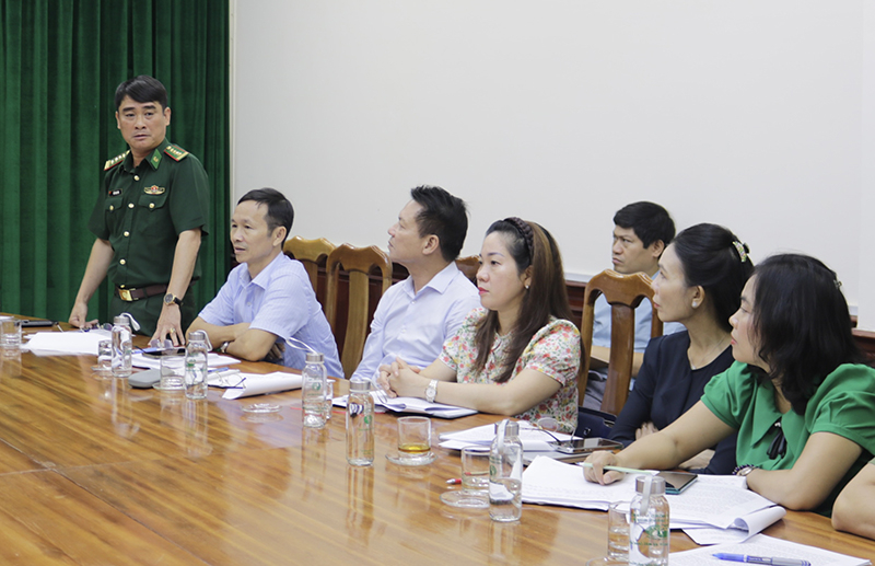Đại biểu phát biểu tại cuộc họp.