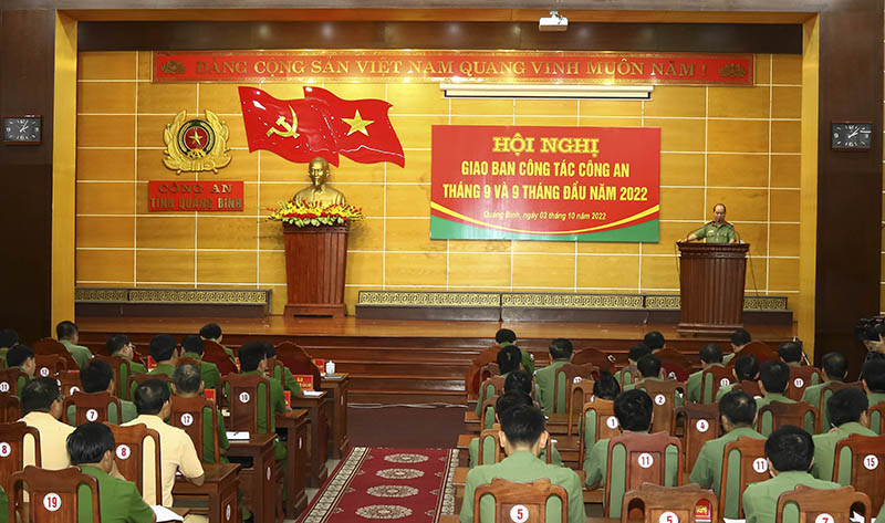 Toàn cảnh hội nghị.