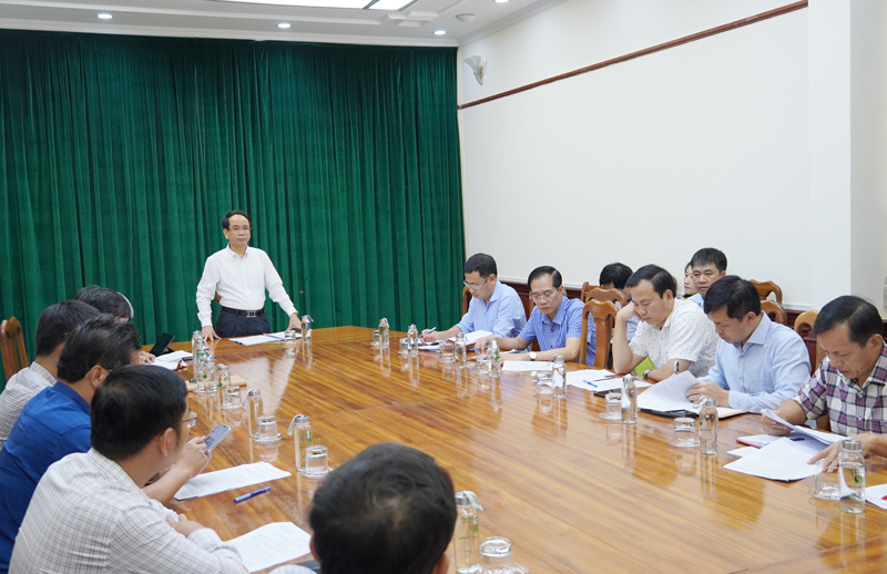 Quang cảnh buổi làm việc.