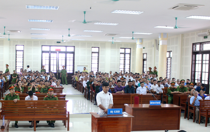 Vụ ánNguyễn Ngọc Sơn lạm dụng chức vụ, quyền hạn chiếm đoạt tài sản, xảy ra tại UBND xã Hoàn Trạch (cũ) được Văn phòng cơ quan CSĐT, Công an tỉnh thụ lý, điều tra lại.