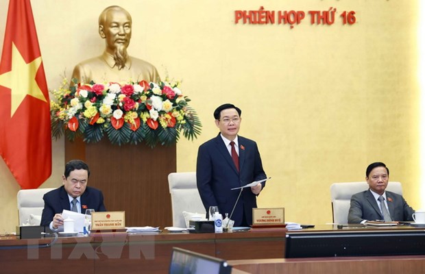 Chủ tịch Quốc hội Vương Đình Huệ phát biểu khai mạc phiên họp. (Ảnh: Doãn Tấn/TTXVN)