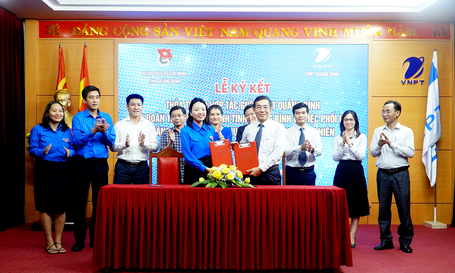  Lễ ký kết biên bản phối hợp nâng cao năng lực CĐS cho thanh niên giai đoạn 2022-2027